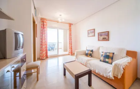 Location Appartement 6 personnes à Cabanes - Photo 1