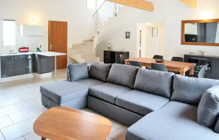 Location Maison 8 personnes à Nîmes - Photo 2