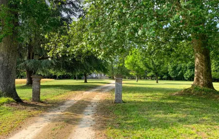 Location Maison 17 personnes à St Michel d.Chavaignes - Photo 13