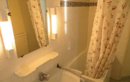 Location Maison 17 personnes à St Michel d.Chavaignes - Photo 31