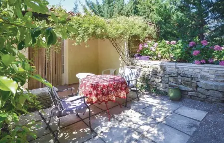 Location Maison 2 personnes à Crillon le Brave - Photo 12