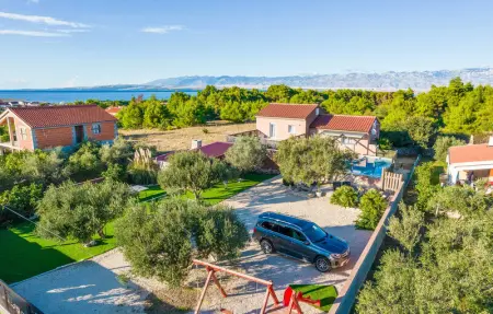 Location Maison 8 personnes à Vir - Photo 11