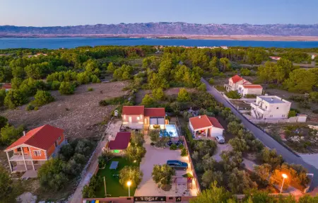 Location Maison 8 personnes à Vir - Photo 14