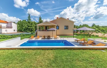 Location Maison 8 personnes à Pazin - Photo 5