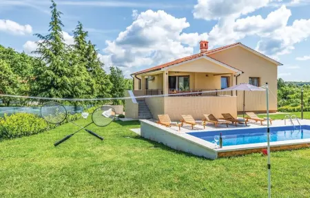 Location Maison 8 personnes à Pazin - Photo 7