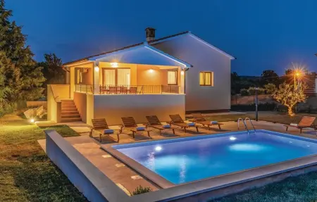 Location Maison 8 personnes à Pazin - Photo 11