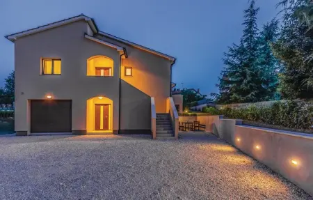 Location Maison 8 personnes à Pazin - Photo 17