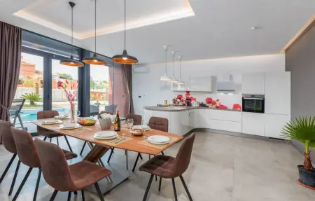 Location Maison 8 personnes à Liznjan - Photo 5