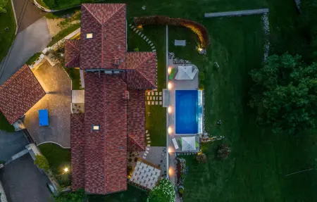 Location Maison 8 personnes à Tinjan - Photo 35