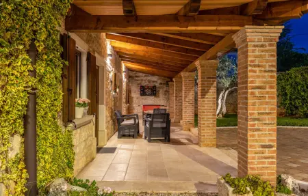 Location Maison 8 personnes à Tinjan - Photo 38