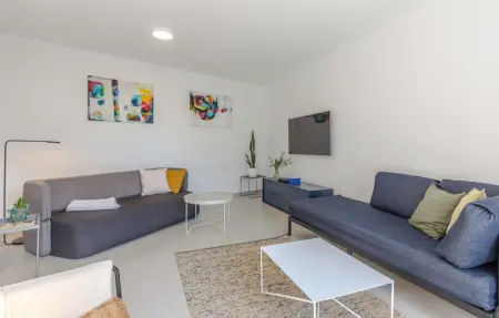 Location Maison 8 personnes à Glavani - Photo 12