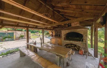 Location Maison 6 personnes à Gospic - Photo 23