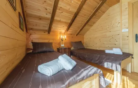 Location Maison 6 personnes à Gospic - Photo 46