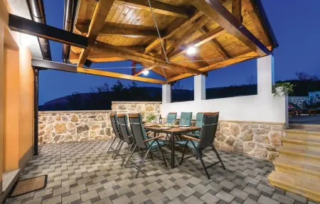 Location Maison 7 personnes à Drnis - Photo 13