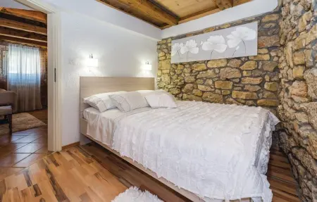 Location Maison 7 personnes à Drnis - Photo 26