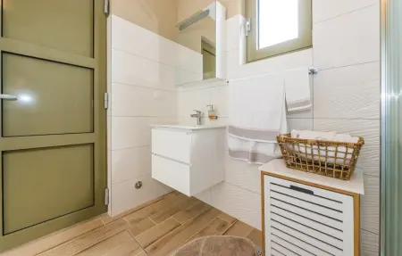 Location Maison 7 personnes à Drnis - Photo 30