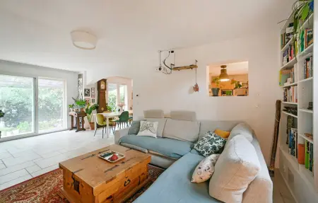 Location Maison 8 personnes à Rochefort du Gard - Photo 2