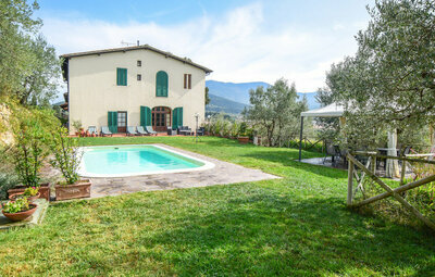 Villa al Castello Florence Vie, Maison 11 personnes à Calenzano ITF054