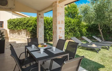 Location Maison 6 personnes à Liznjan - Photo 2