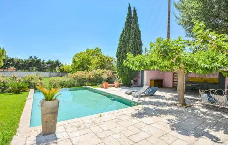 Location Maison 8 personnes à Eyguieres - Photo 9