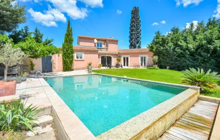 Location Maison 8 personnes à Eyguieres - Photo 10