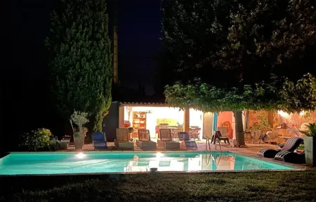 Location Maison 8 personnes à Eyguieres - Photo 13