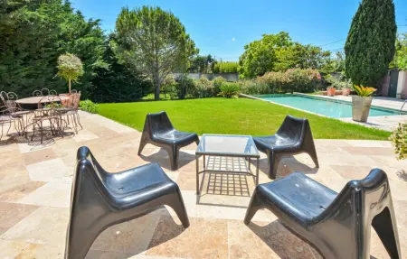 Location Maison 8 personnes à Eyguieres - Photo 16