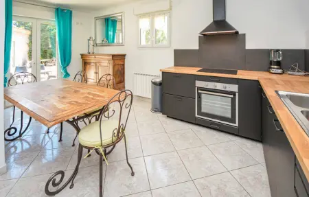 Location Maison 8 personnes à Eyguieres - Photo 25