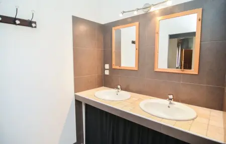 Location Maison 8 personnes à Eyguieres - Photo 34