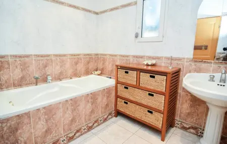 Location Maison 8 personnes à Eyguieres - Photo 35