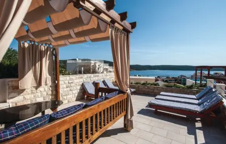 Location Maison 12 personnes à Sevid - Photo 12