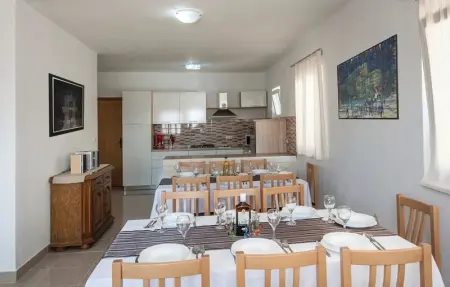 Location Maison 12 personnes à Sevid - Photo 25