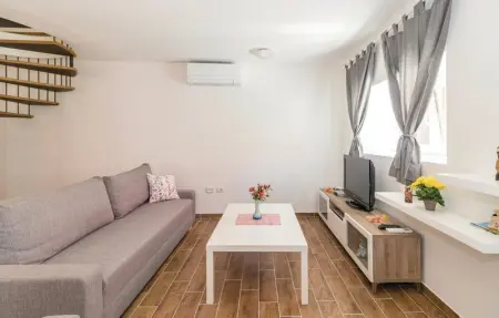 Location Maison 8 personnes à Marcana - Photo 20