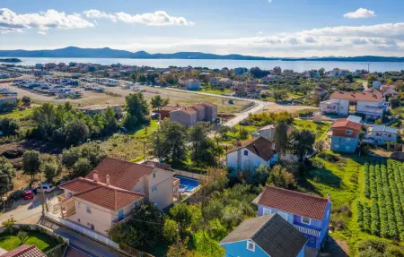 Location Maison 10 personnes à Bibinje - Photo 8