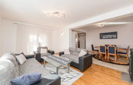 Location Maison 10 personnes à Bibinje - Photo 23