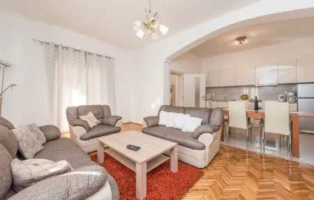 Location Maison 10 personnes à Bibinje - Photo 26