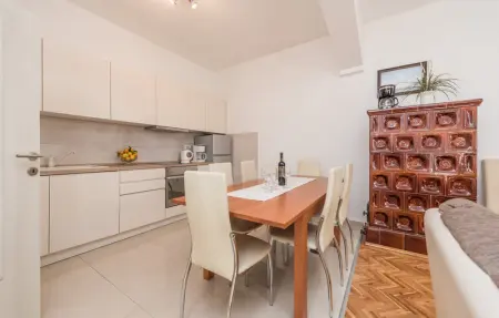 Location Maison 10 personnes à Bibinje - Photo 29