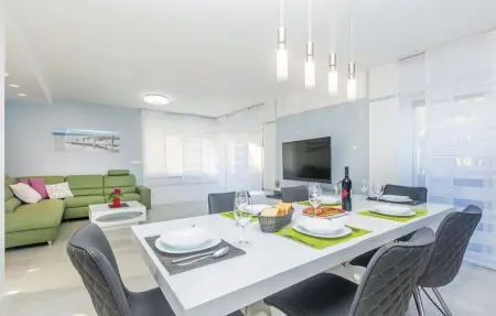 Location Maison 8 personnes à Malinska - Photo 2