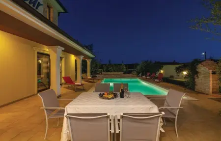 Location Maison 10 personnes à Vodnjan - Photo 17