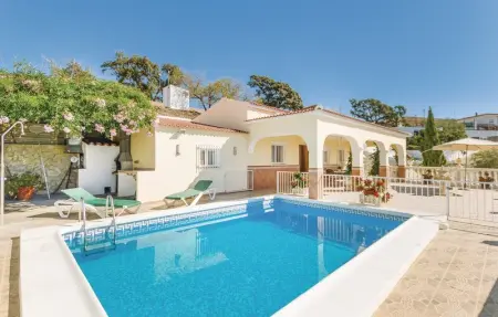 Location Maison 6 personnes à Corumbela - Photo 2