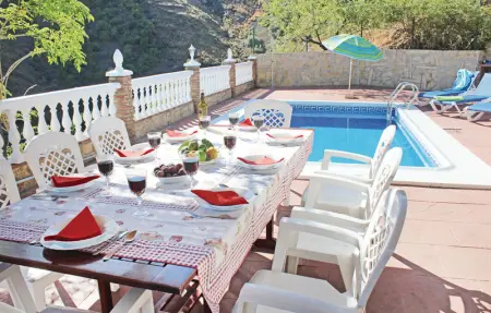 Location Maison 8 personnes à Corumbela - Photo 3