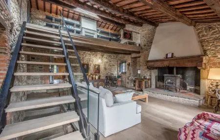 Casa Politi, Maison 6 personnes à S. Giustino  AR - Photo 3