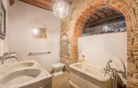 Casa Politi, Maison 6 personnes à S. Giustino  AR - Photo 36