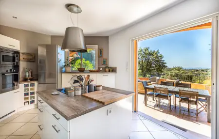 Location Maison 7 personnes à La Londe les Maures - Photo 5