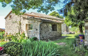 Maison à St. Etienne de Boulog. FRA089 N°539820