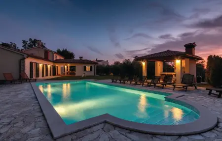 Location Maison 16 personnes à Liznjan - Photo 19