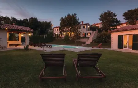 Location Maison 16 personnes à Liznjan - Photo 21