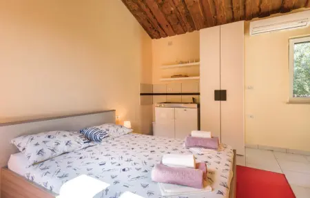 Location Maison 16 personnes à Liznjan - Photo 36