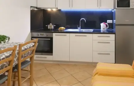 Location Maison 8 personnes à Mimice - Photo 11