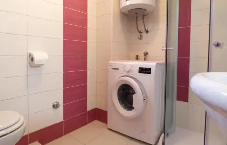 Location Maison 8 personnes à Mimice - Photo 17